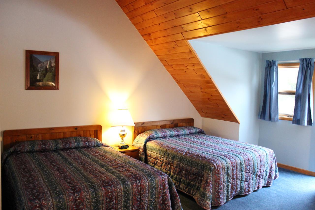 Nootka Lodge Woodsville Exterior foto