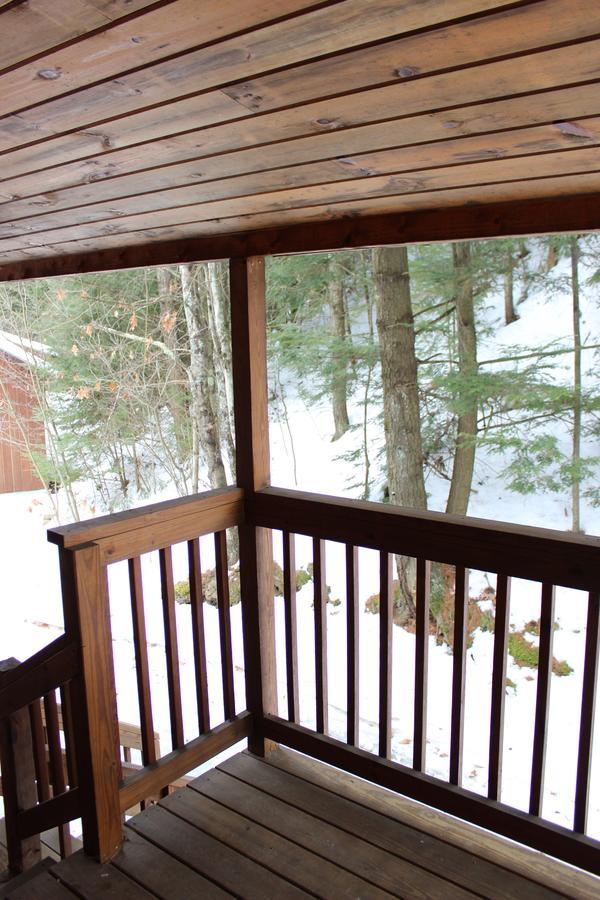 Nootka Lodge Woodsville Exterior foto