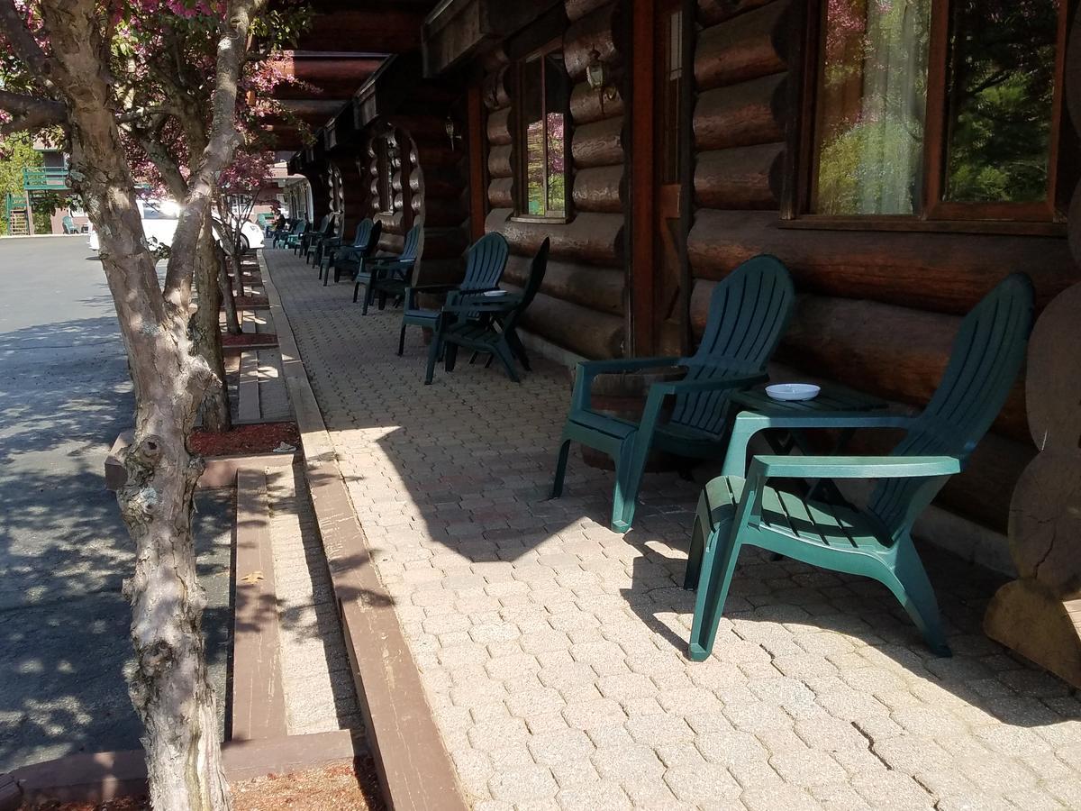 Nootka Lodge Woodsville Exterior foto